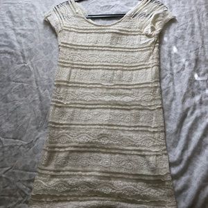 Créme Floral Lace Dress